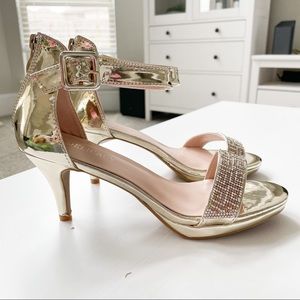 Delicacy Gold Pat Heels Excited-105
